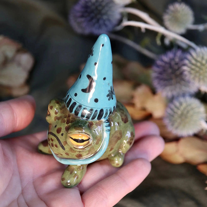 Witch Hat Little Frog Statue R - Bonsai Garden Art review and price